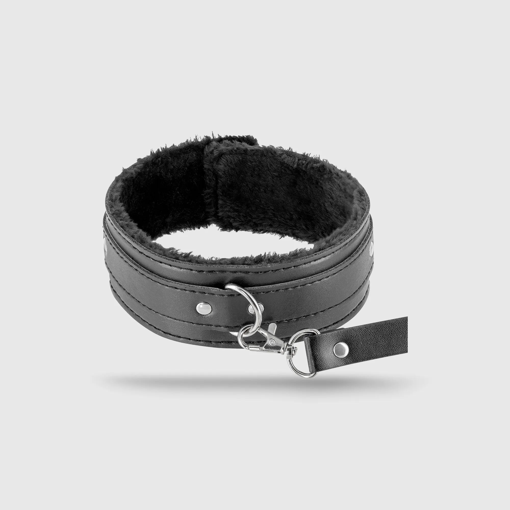Collier BDSM en simili cuir avec laisse et fermeture réglable