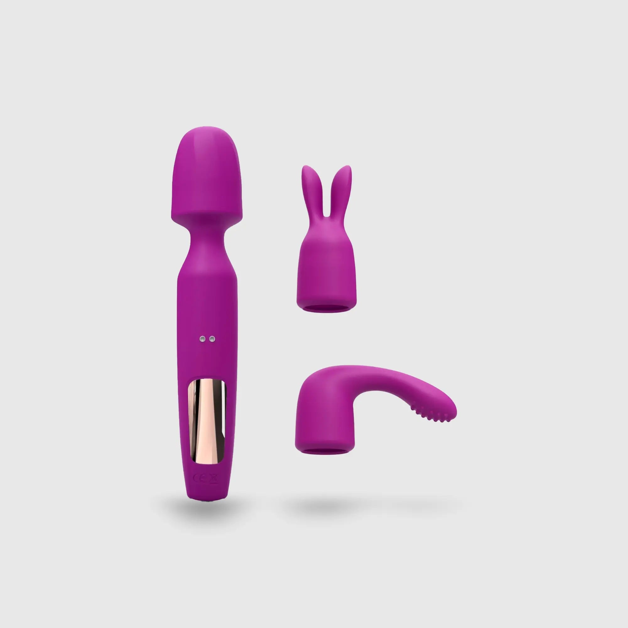 R-Evolution Wand 3 en 1 - Vibromasseur massant violet avec trois embouts interchangeables pour une stimulation personnalisée.